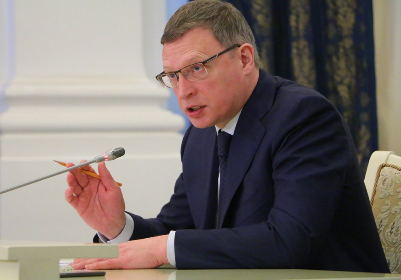 Бурков жестко раскритиковал чиновников за задержку с выплатами мобилизованным омичам