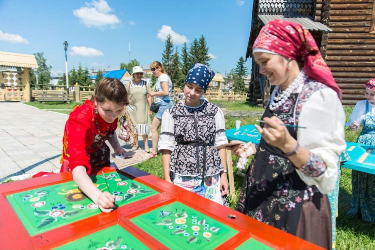 Омичей приглашают на Фестиваль сибирской культуры "Слетье" в Большеречье