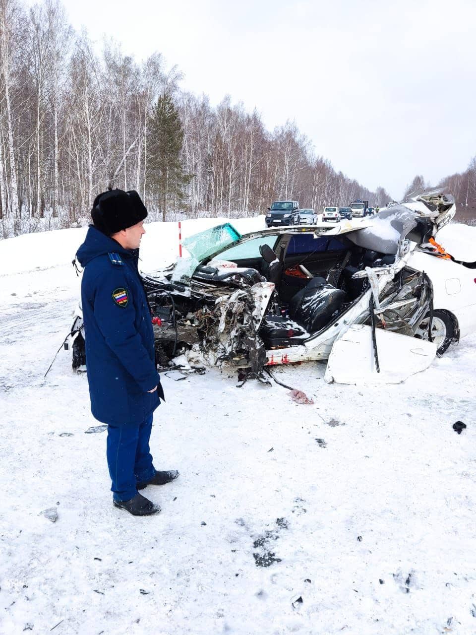 В Омской области на трассе столкнулись «Тойота» и пассажирская «ГАЗель» - есть погибшие