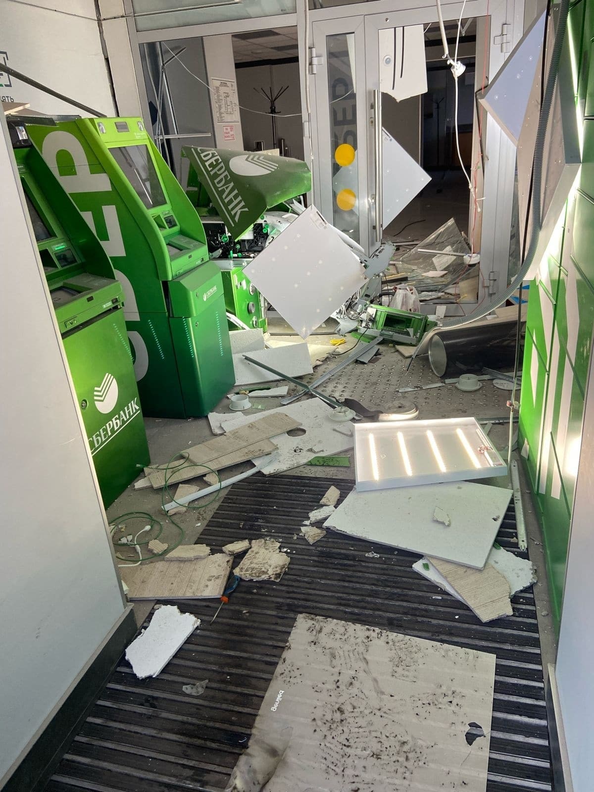 В Омске взорвался банкомат в офисе "Сбера"