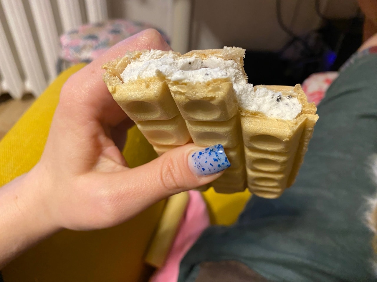 В омской "Пятёрочке" появилось корейское мороженое - как оно на вкус?