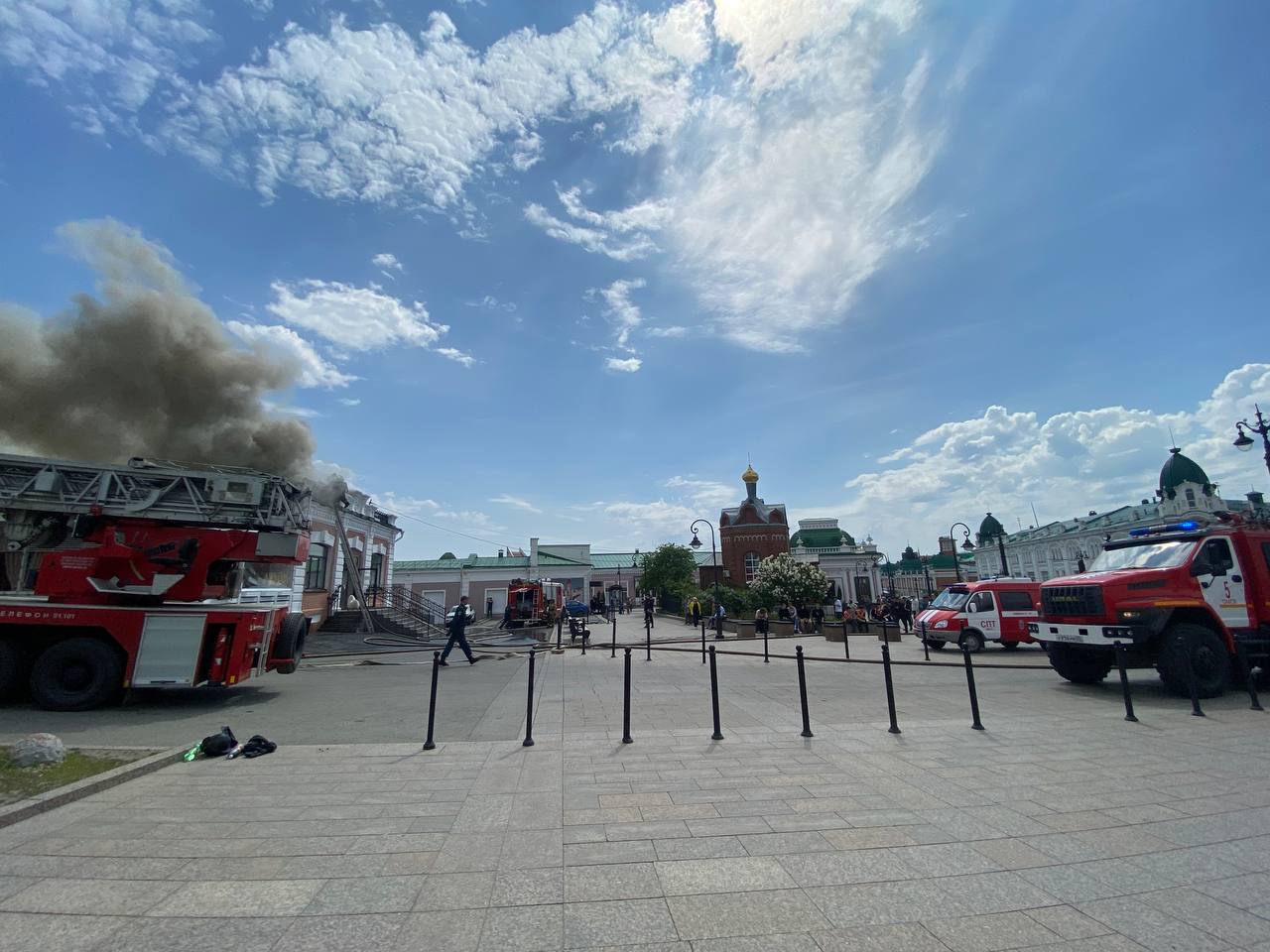 На улице Ленина горит ресторан «Хочу Пури»