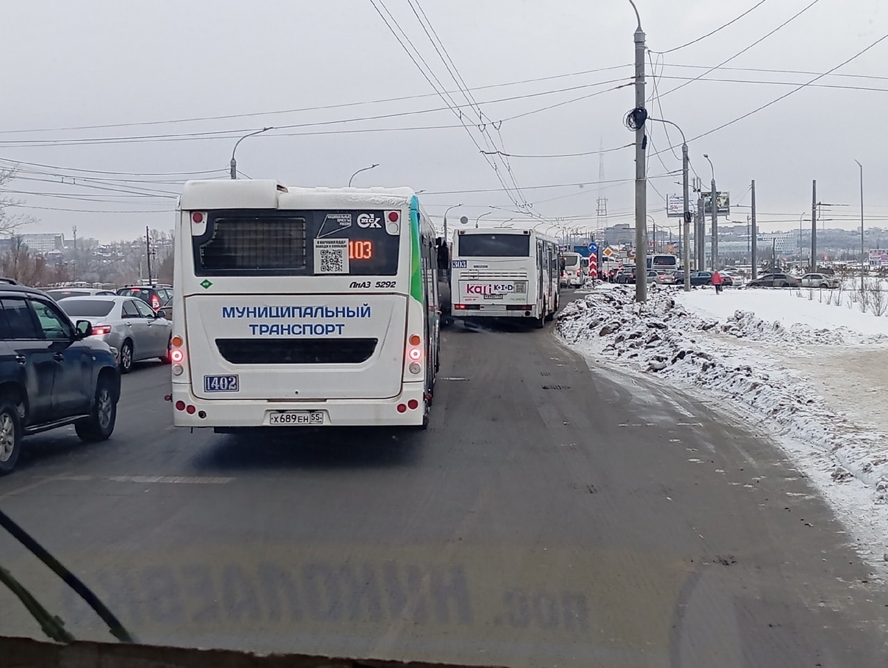 Пешком быстрее: репортаж из поездки по мосту у Телецентра в Омске