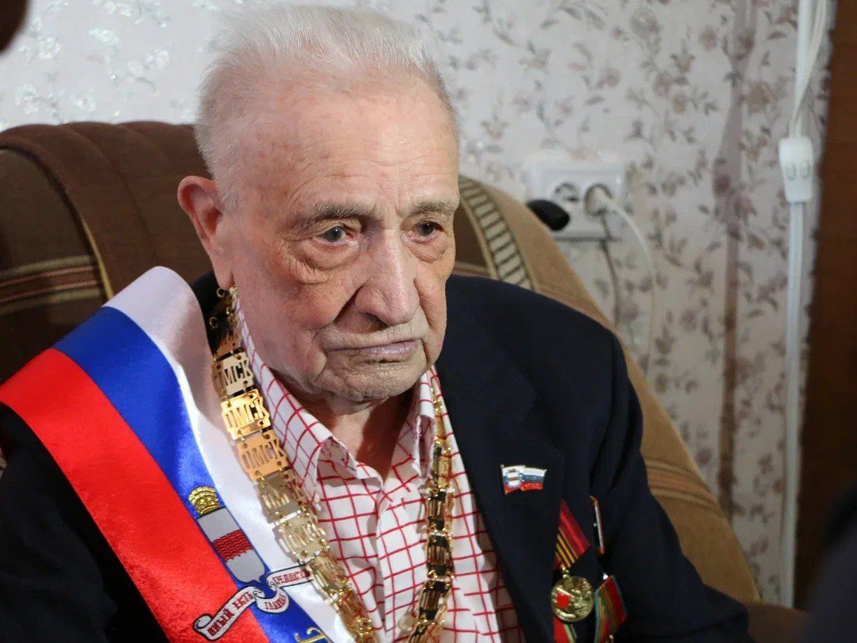 Два ветерана Великой Отечественной войны стали "Почетными омичами"