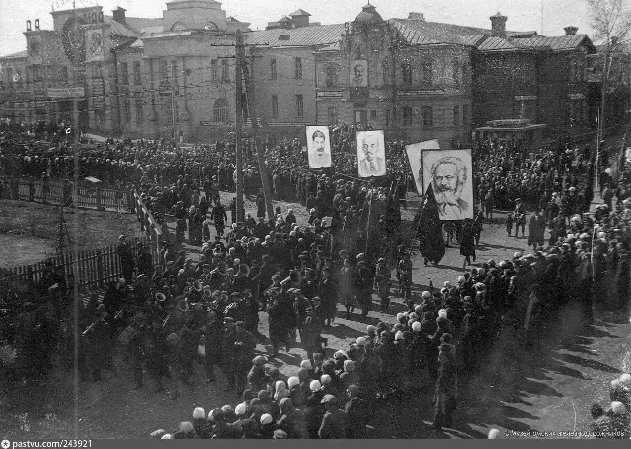 Ностальгия по прошлому: как в Омске отмечали Первомай при Советском Союзе - фото