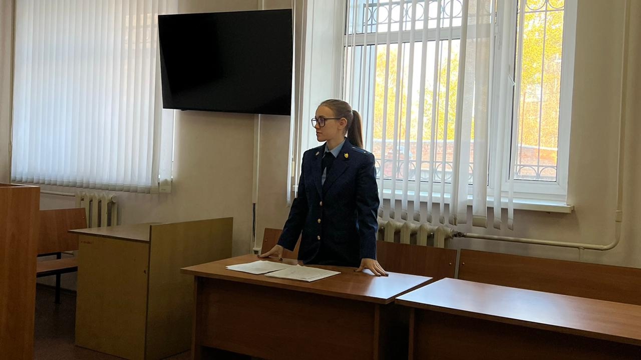 16-летняя омичанка родила ребенка в хостеле и сразу же задушила его
