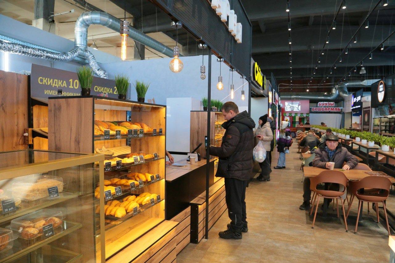 От прилавка к гастро-центру: на омском рынке открылся фуд-корт с кухнями народов мира