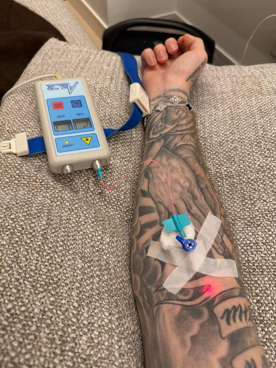 Егор Крид попросил прощения у омичей за отмену своего концерта