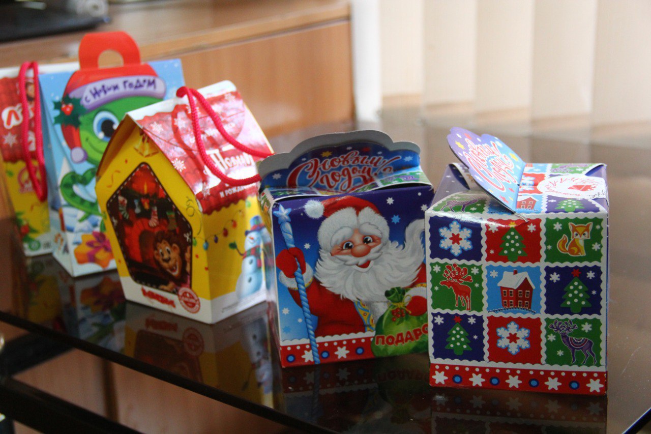 Сергей Шелест просит омичей помочь подарить праздник малышам