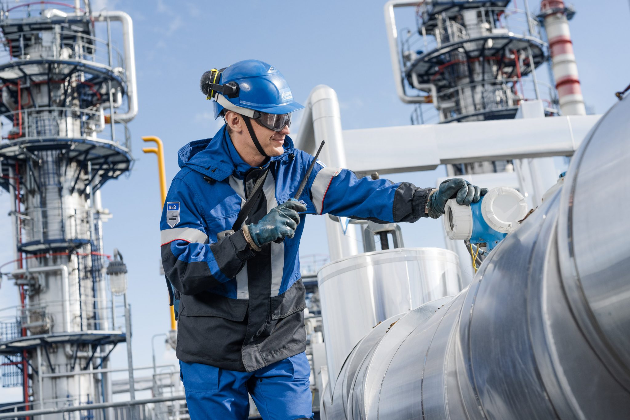 На омском НПЗ рассказали о востребованных рабочих специальностях с высоким доходом