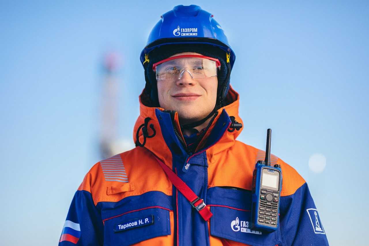 «Газпром нефть» повышает престиж рабочих специальностей среди студентов Омска