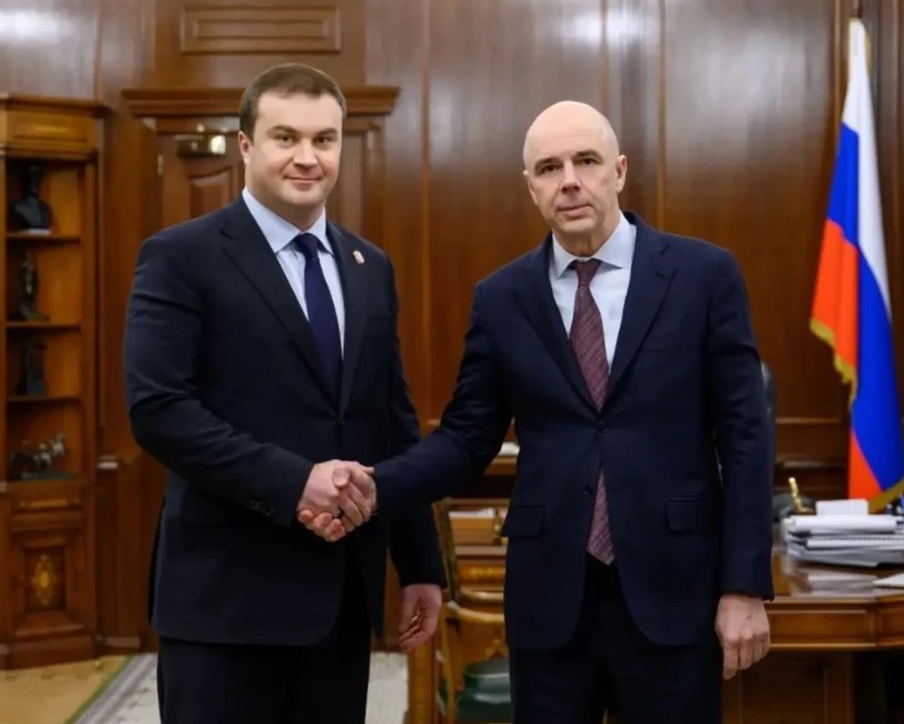 Омская область готовится к юбилею: губернатор обсудил с министром финансов ключевые вопросы развития региона